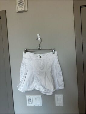 abercrombie kids Off-White Pleated Skirt